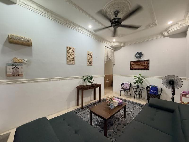 1-storey Terraced House for Sale in Meru (Klang) - Muizz Razak - PropertyGuru.com.my