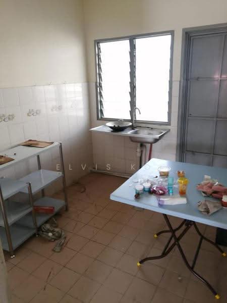2-storey Terraced House for Sale in Bandar Bukit Puchong (Puchong) - Elvis Kok - Kitchen - PropertyGuru.com.my