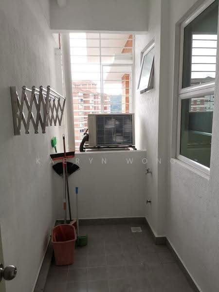Kondominium untuk Disewa di Sg Long Residence - Kaeryn Wong - Balcony - PropertyGuru.com.my
