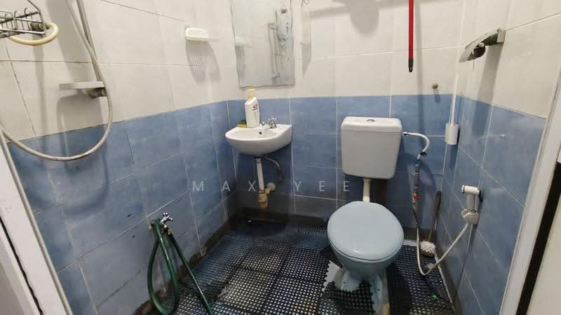 Terraced House for Rent in Kulai (Johor) - Max Yee - Bathroom - PropertyGuru.com.my