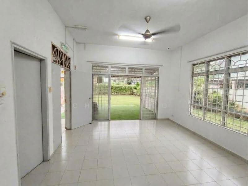 Rumah Banglo untuk Dijual di Taman Bukit Kempas (Tampoi) - Chew Ping - PropertyGuru.com.my