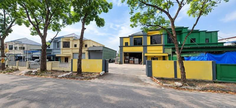 Factory for Rent in Seksyen 33 (Shah Alam) - Vivian Lee Fun - Exterior - PropertyGuru.com.my