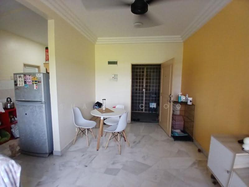 Apartment for Sale at Fairville - Sharon Choo - Living Room - PropertyGuru.com.my