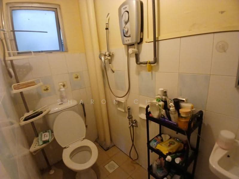 Apartment for Sale at Fairville - Sharon Choo - Bathroom - PropertyGuru.com.my