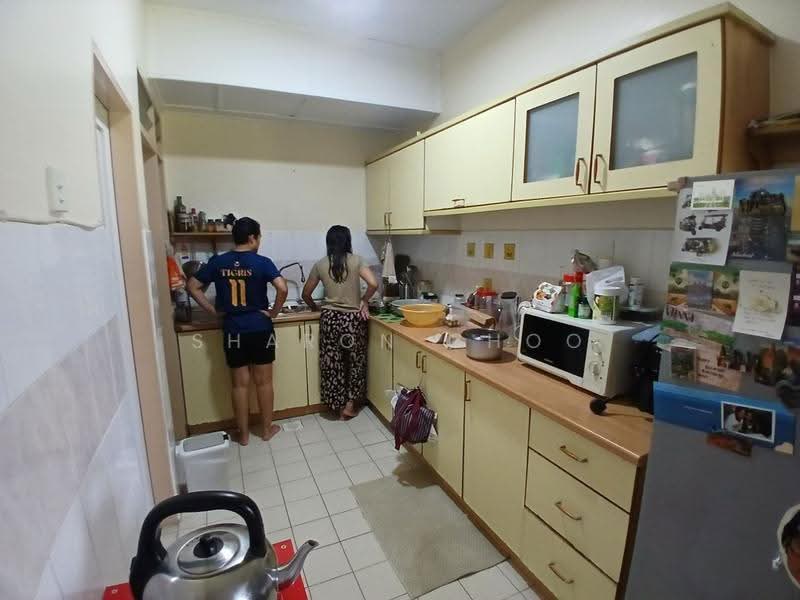 Apartment for Sale at Fairville - Sharon Choo - Kitchen - PropertyGuru.com.my