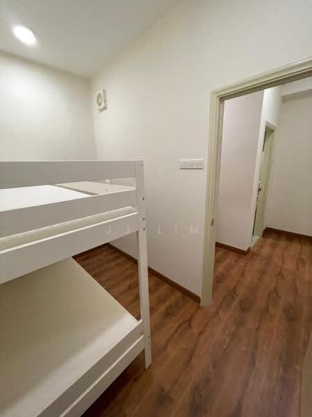 Kediaman Servis untuk Disewa di Arte Mont Kiara - JJ Lim - Bedroom - PropertyGuru.com.my