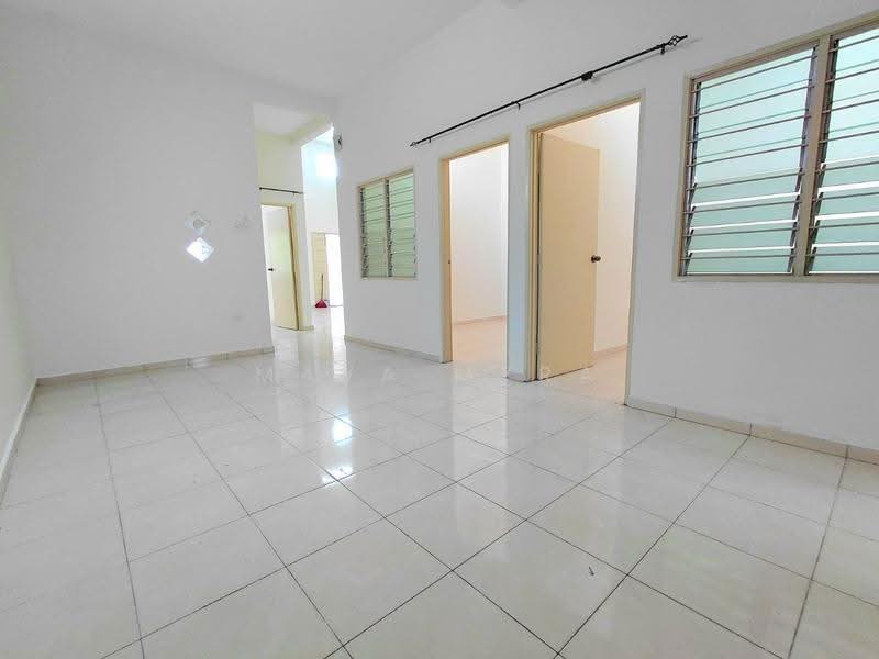 Terraced House for Sale in Gopeng Industrial Park (Gopeng) - Maya Myra - Living Room - PropertyGuru.com.my