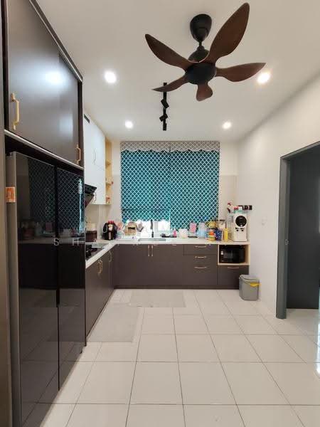 Townhouse for Sale in Cybersouth (Dengkil) - Muhammad Shahrul Ridhwan Mehamad Nasir - Kitchen - PropertyGuru.com.my