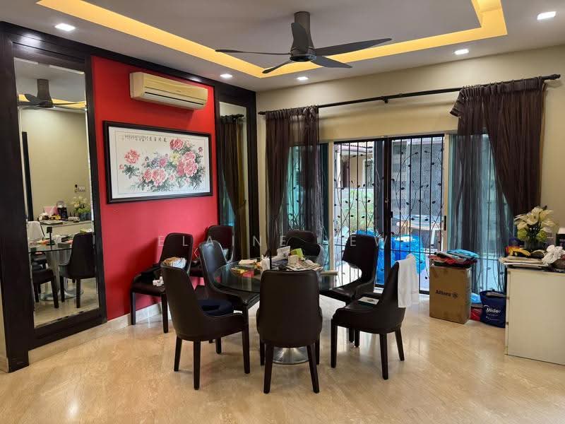Semi-Detached House for Sale in Jalan Ipoh (Kuala Lumpur) - Elaine Yew - Dining Room - PropertyGuru.com.my
