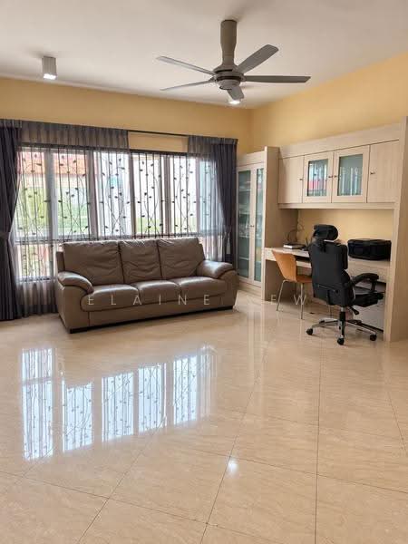 Semi-Detached House for Sale in Jalan Ipoh (Kuala Lumpur) - Elaine Yew - Living Room - PropertyGuru.com.my