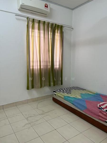 Kondominium untuk Dijual di Pudu Impian 2 - Vila Tropika - W G Liew - Bedroom - PropertyGuru.com.my