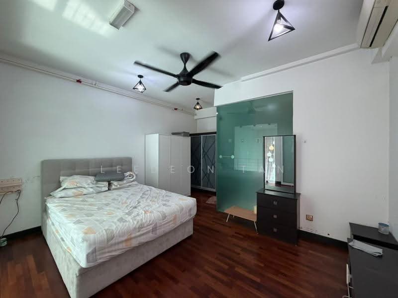 Kediaman Servis untuk Dijual di The Scott Garden SOHO - Leedeon Tan - Bedroom - PropertyGuru.com.my