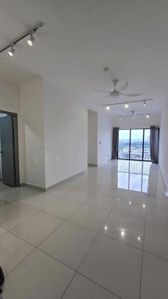 Kediaman Servis untuk Disewa di Traders Garden @ Cheras Selatan - Lesli Yim - Living Room - PropertyGuru.com.my