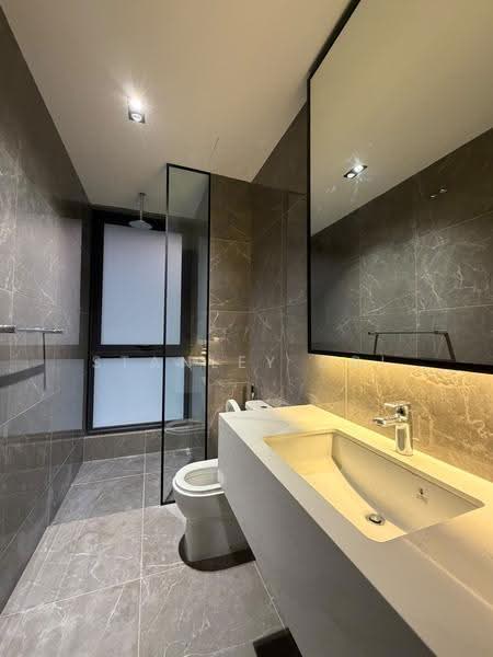 Service Residence for Rent at Skylon Residences - Stanley Obi - Bathroom - PropertyGuru.com.my