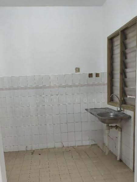 Pangsapuri untuk Disewa di D' Kiara Apartment - Tony Leong - Kitchen - PropertyGuru.com.my