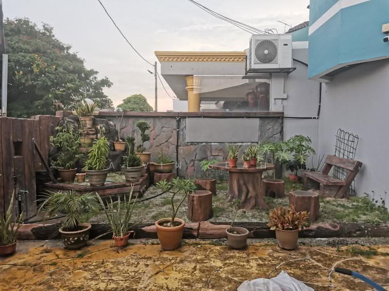 Shop / Office for Rent in Bandar Bukit Tinggi (Klang) - Alvin Seah - Exterior - PropertyGuru.com.my