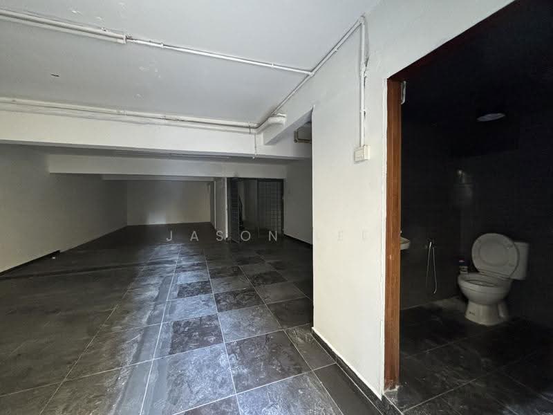 Shop / Office for Rent in Petaling Jaya (Selangor) - Jason Lee - Bathroom - PropertyGuru.com.my