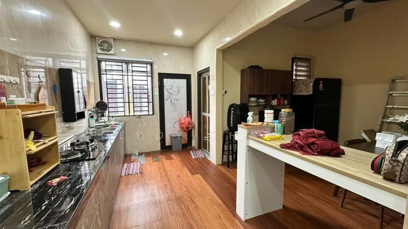 2-storey Terraced House for Sale in Senai (Johor) - Eddy Chan - Kitchen - PropertyGuru.com.my