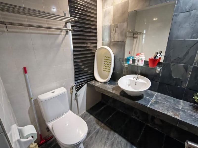 Kediaman Servis untuk Disewa di Ritze Perdana 1 - Wawa Leong - Bathroom - PropertyGuru.com.my