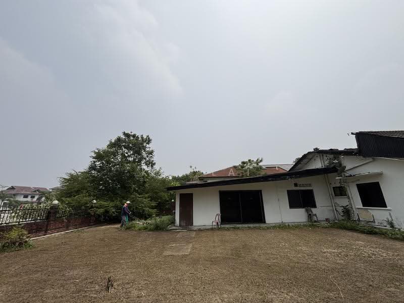 Bungalow House for Sale in Petaling Jaya (Selangor) - Ken Lai - Exterior - PropertyGuru.com.my