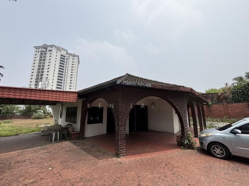 Bungalow House for Sale in Petaling Jaya (Selangor) - Ken Lai - Exterior - PropertyGuru.com.my