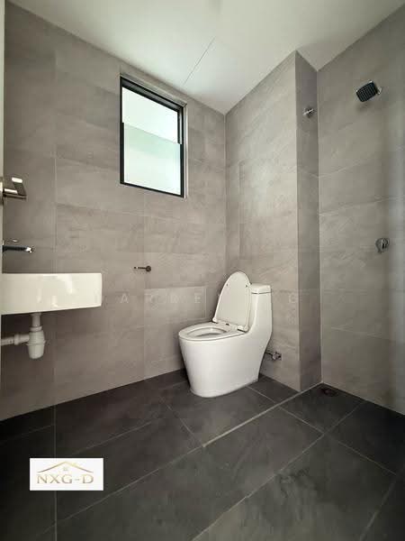 Service Residence for Sale at SUNSURIA FORUM SERVICED APARTMENT - Darren Ng - Bathroom - PropertyGuru.com.my