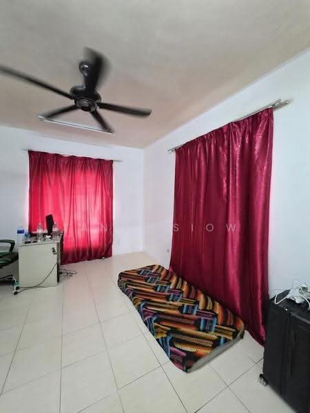 Condominium for Sale at Platinum Lake PV 10 - Yanny Siow - Bedroom - PropertyGuru.com.my