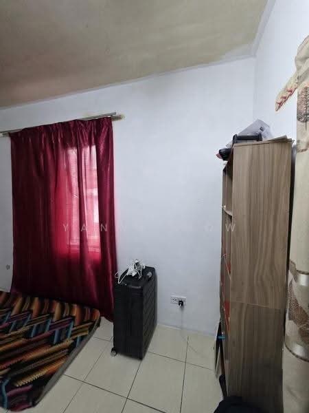 Condominium for Sale at Platinum Lake PV 10 - Yanny Siow - Bedroom - PropertyGuru.com.my