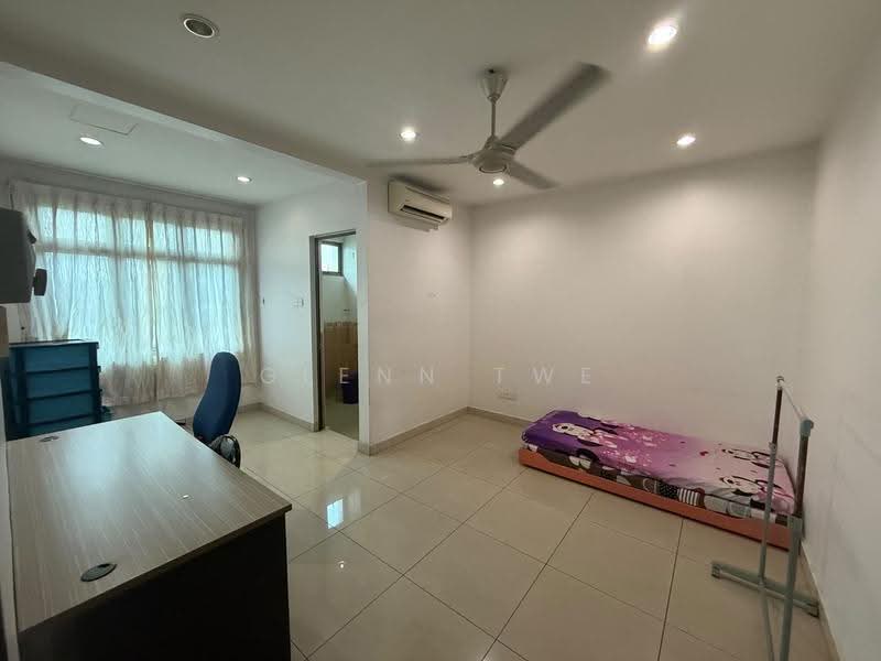 Semi-Detached House for Sale in Taman Sutera Utama (Skudai) - Glenn Twe - PropertyGuru.com.my