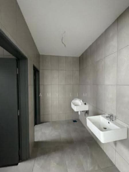 Shop / Office for Rent in Bandar Rimbayu (Telok Panglima Garang) - Amy Lim - Bathroom - PropertyGuru.com.my