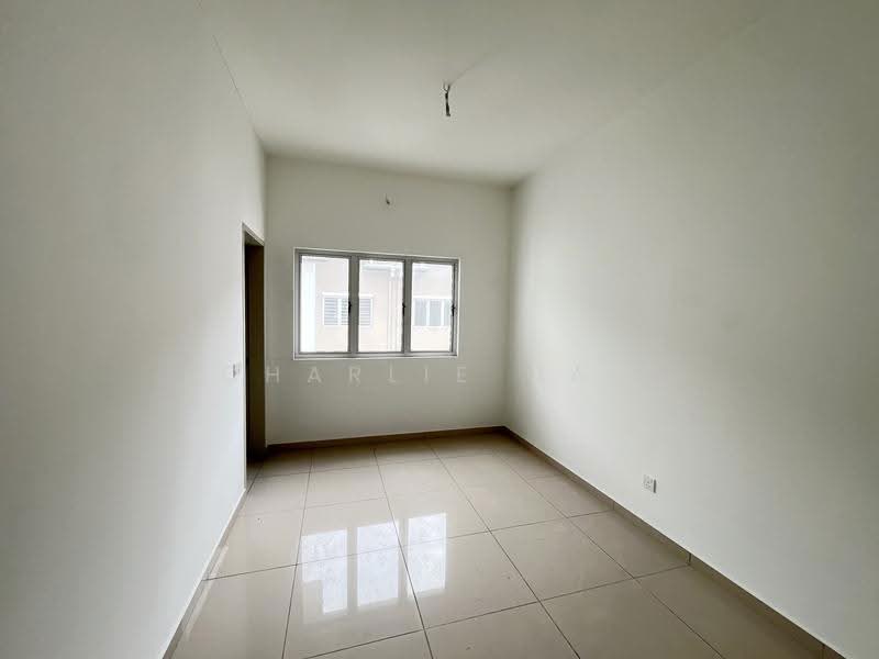 2-storey Terraced House for Sale in Bandar Rimbayu (Telok Panglima Garang) - Charlie Gan - Interior - PropertyGuru.com.my