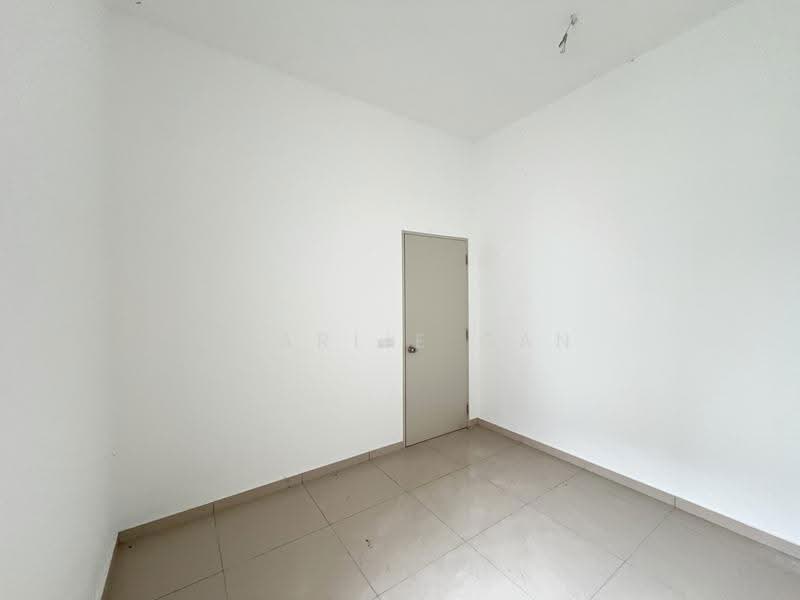 2-storey Terraced House for Sale in Bandar Rimbayu (Telok Panglima Garang) - Charlie Gan - Interior - PropertyGuru.com.my