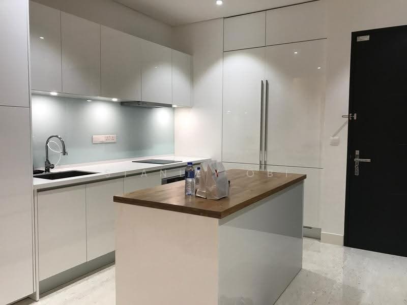Service Residence for Rent at Banyan Tree Signatures - Stanley Obi - Kitchen - PropertyGuru.com.my
