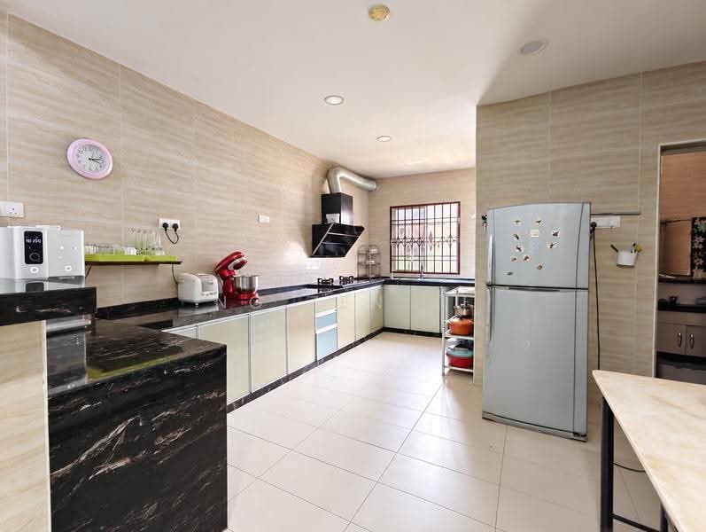 1-storey Terraced House for Sale in Bandar Putra Kulai (Kulai) - NG ZEN XI - Kitchen - PropertyGuru.com.my