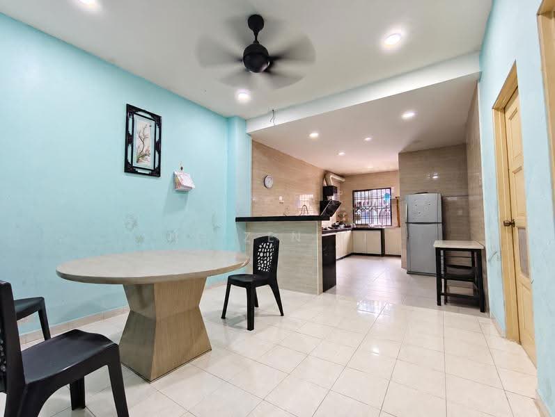 1-storey Terraced House for Sale in Bandar Putra Kulai (Kulai) - NG ZEN XI - Kitchen - PropertyGuru.com.my