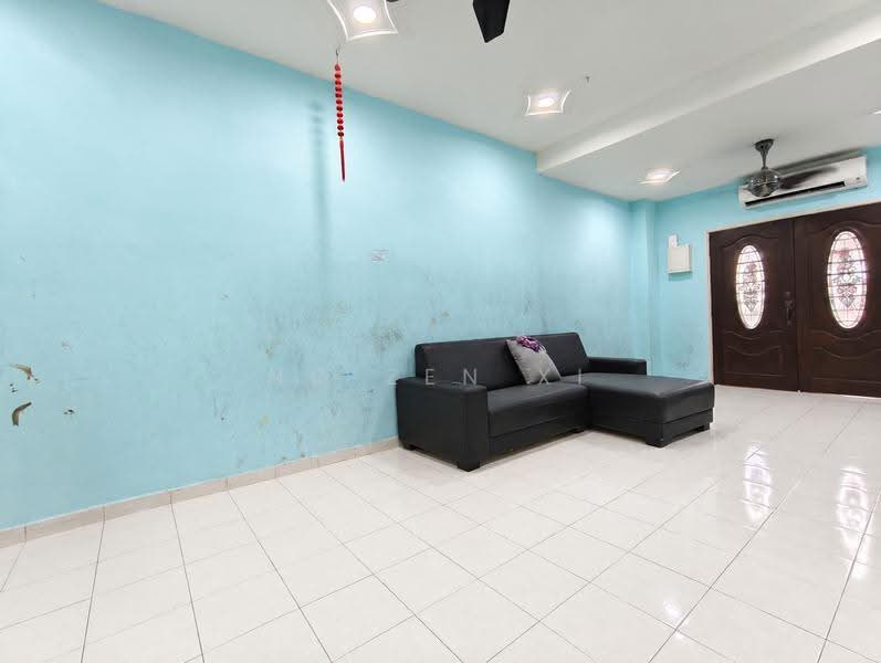 1-storey Terraced House for Sale in Bandar Putra Kulai (Kulai) - NG ZEN XI - Living Room - PropertyGuru.com.my