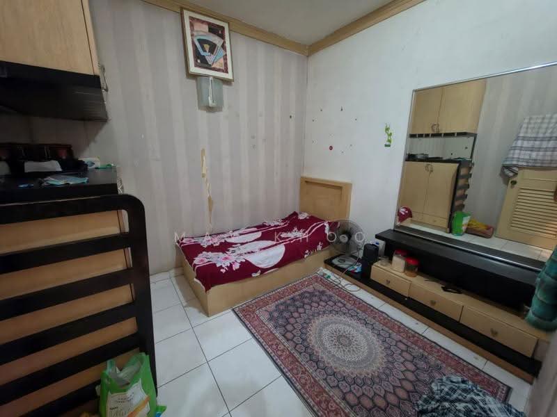 Rumah Teres 1-Tingkat untuk Dijual di Taman Molek (Johor Bahru) - May Khoo - Bedroom - PropertyGuru.com.my