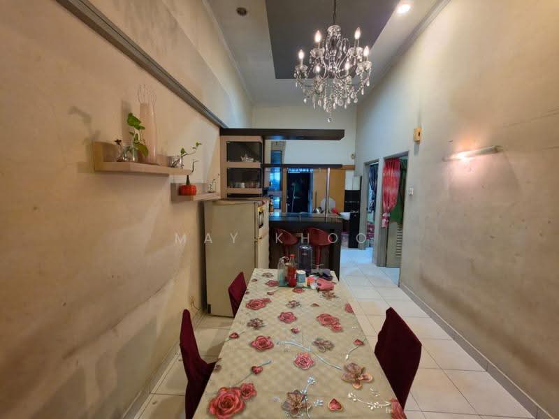 Rumah Teres 1-Tingkat untuk Dijual di Taman Molek (Johor Bahru) - May Khoo - Dining Room - PropertyGuru.com.my