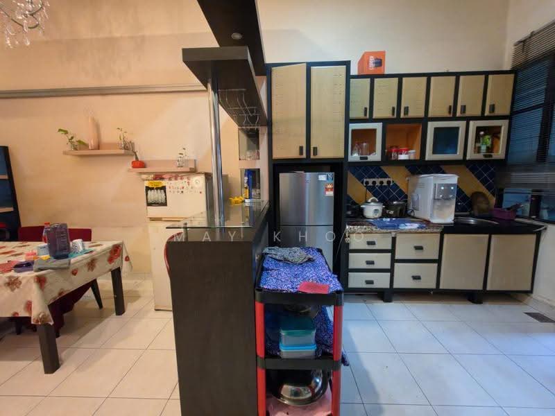 Rumah Teres 1-Tingkat untuk Dijual di Taman Molek (Johor Bahru) - May Khoo - Kitchen - PropertyGuru.com.my