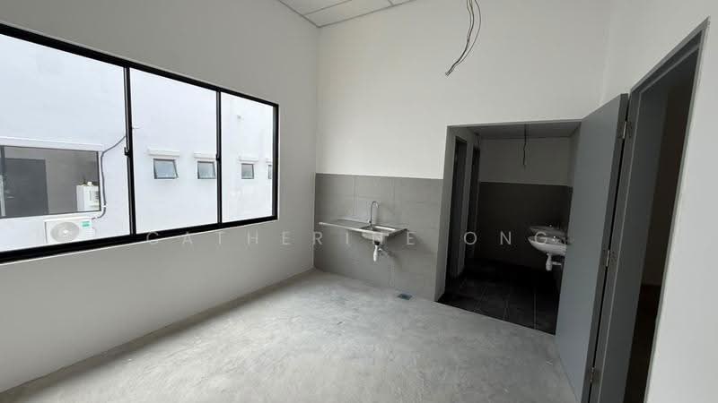 Shop / Office for Rent in Austin Crest (Johor Bahru) - Catherine Ong - Interior - PropertyGuru.com.my