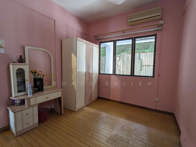 Pangsapuri untuk Dijual di Sri Kinabalu - Firdaus Salleh - Bedroom - PropertyGuru.com.my