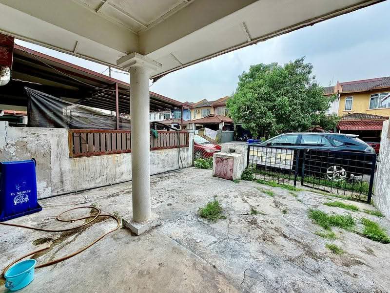 Rumah Teres 2-Tingkat untuk Dijual di Taman TTDI Jaya (Shah Alam) - Aizuddin Ali - Exterior - PropertyGuru.com.my