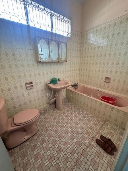 Semi-Detached House for Sale in Melaka City (Melaka) - Michael Lee - Bathroom - PropertyGuru.com.my