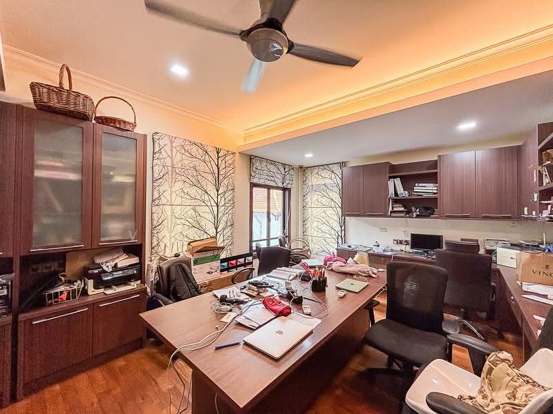 Rumah Banglo untuk Dijual di Petaling Jaya (Selangor) - Vincent Liaw - Study - PropertyGuru.com.my