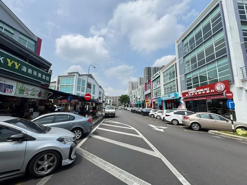 Shop for Sale in Pusat Perdagangan Seri Kembangan (Seri Kembangan) - James Teoh - Exterior - PropertyGuru.com.my