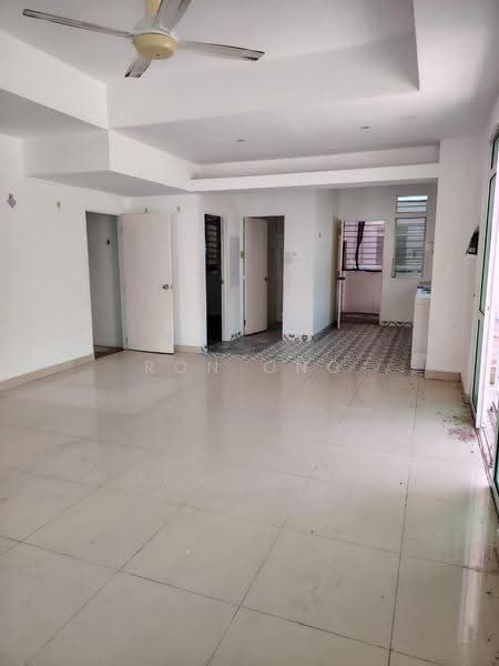 2.5-storey Terraced House for Sale in Penampang (Sabah) - RON Ong - Living Room - PropertyGuru.com.my