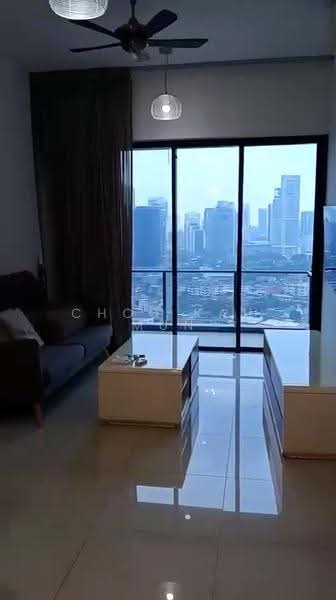 Kediaman Servis untuk Dijual di Setia SKY Residences - Choo Kah Mun - Living Room - PropertyGuru.com.my