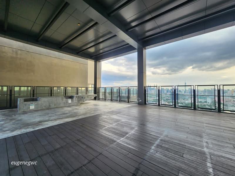 Sky Roof BBQ Area with KLCC view