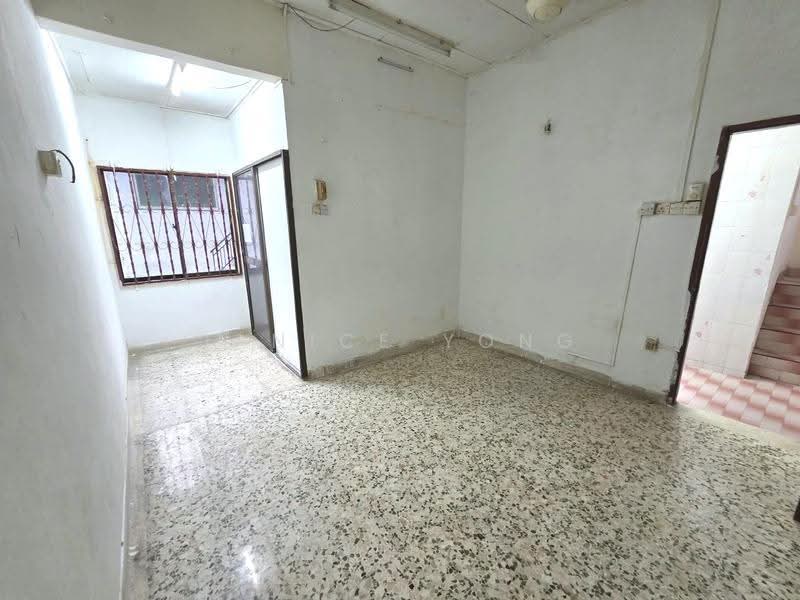 1-storey Terraced House for Sale in Taman Ungku Tun Aminah (Skudai) - Janice Yong - Interior - PropertyGuru.com.my