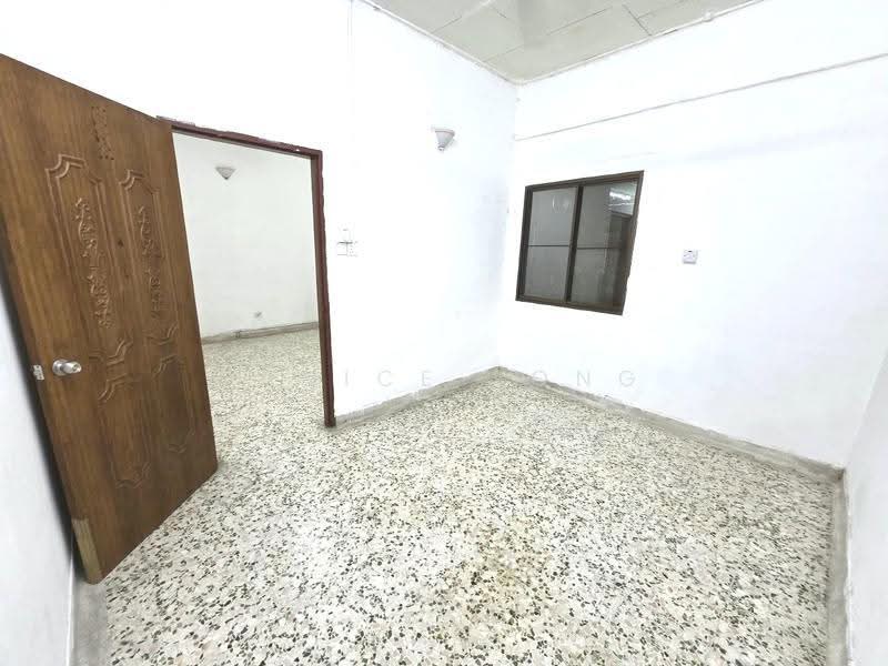 1-storey Terraced House for Sale in Taman Ungku Tun Aminah (Skudai) - Janice Yong - Interior - PropertyGuru.com.my